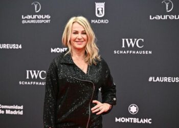 Zeița de la Montreal împlinește 63 de ani!!! LA MULȚI ANI NADIA!!!