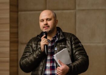 Ungureanu (USR) „Iohannis trebuie judecat pentru trădare!“