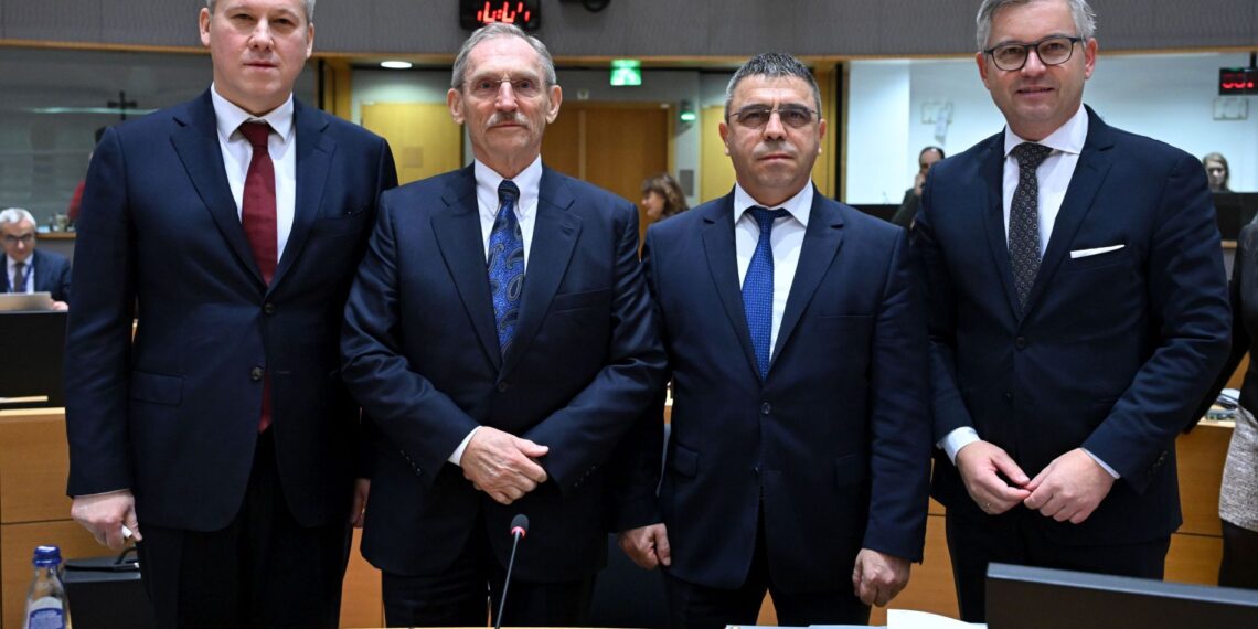 ROMÂNIA (ÎN SFÂRȘIT) ÎN SCHENGEN!!!